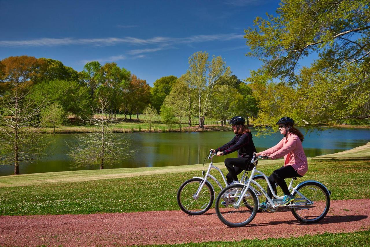 Готель Pursell Farms Fayetteville Екстер'єр фото