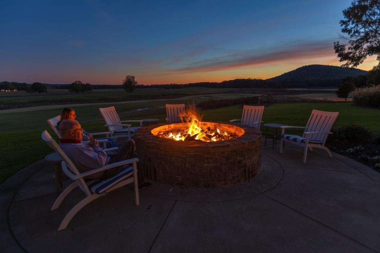 Готель Pursell Farms Fayetteville Екстер'єр фото